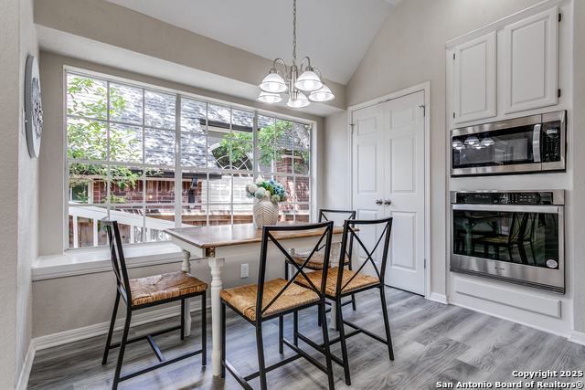 Listing photo id 38 for 13019 Rambling Oak