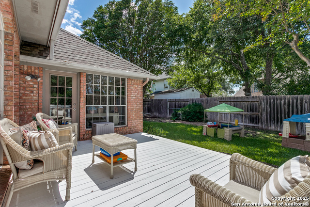 Listing photo id 47 for 13019 Rambling Oak