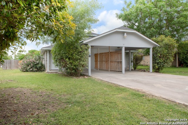 Details for 1558 Lahn  , New Braunfels, TX 78108