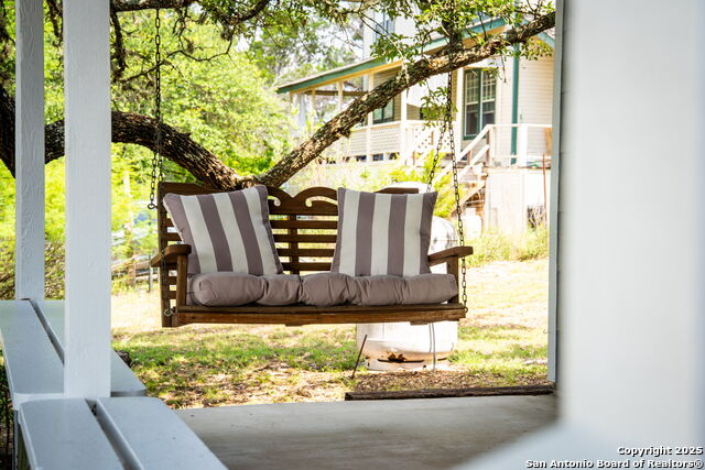 Listing photo id 8 for 782 Appaloosa