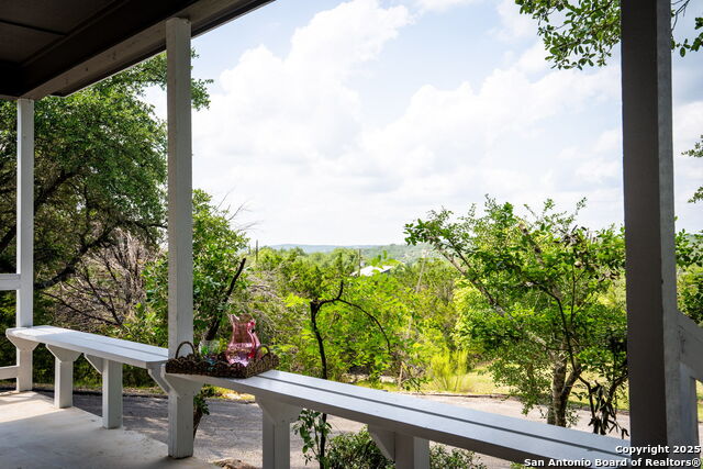 Listing photo id 10 for 782 Appaloosa
