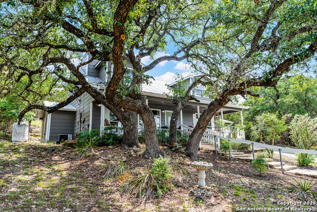 Listing photo id 1 for 782 Appaloosa