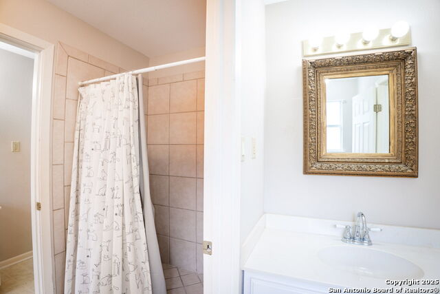Listing photo id 33 for 782 Appaloosa
