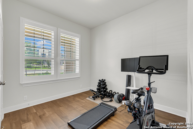 Listing photo id 14 for 6827 Bella Verso