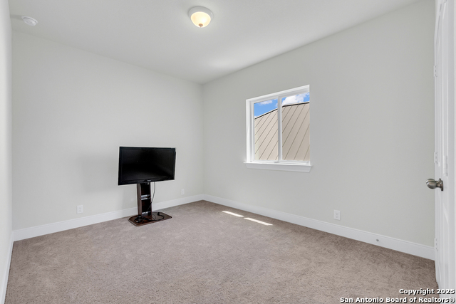 Listing photo id 19 for 6827 Bella Verso