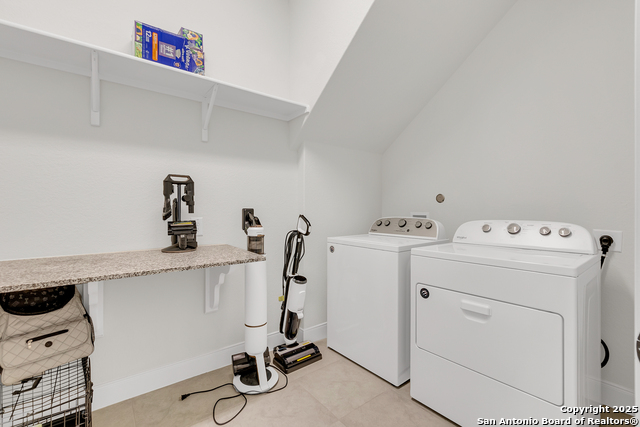 Listing photo id 22 for 6827 Bella Verso