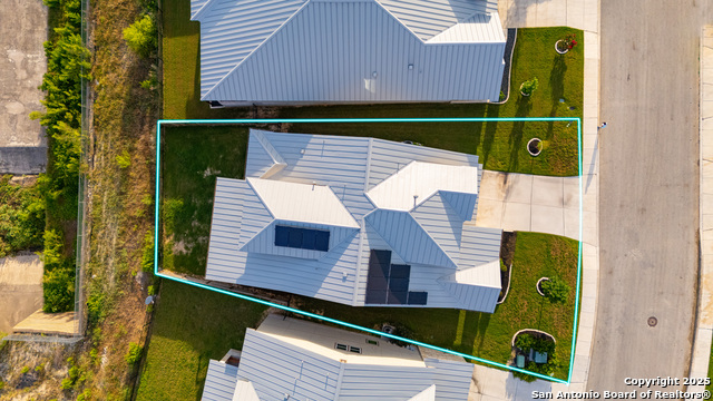 Listing photo id 25 for 6827 Bella Verso