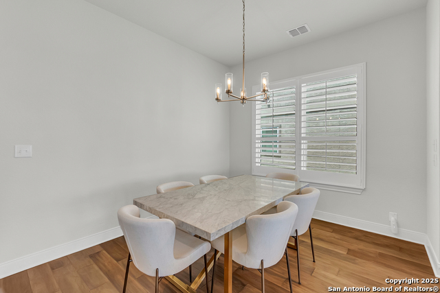 Listing photo id 5 for 6827 Bella Verso