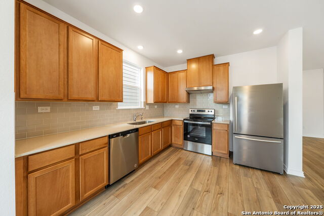 Image 10 of 32 For 10643 Military Drive West, #47