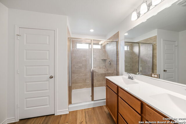 Image 20 of 32 For 10643 Military Drive West, #47