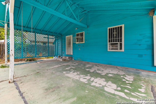 Listing photo id 15 for 314 Wabash Street