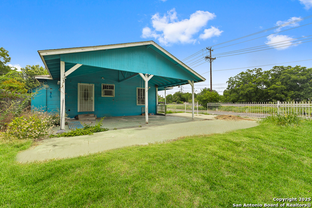 Listing photo id 17 for 314 Wabash Street