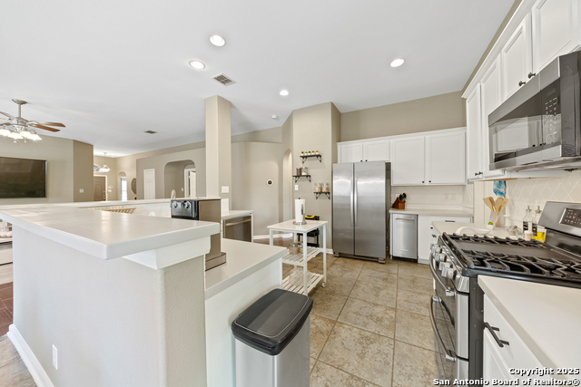 Listing photo id 12 for 13014 Essen  