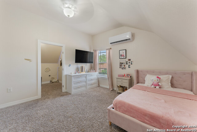 Image 12 of 58 For 8608 Foster Rd S