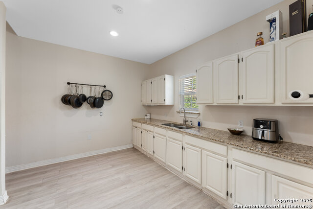 Image 16 of 58 For 8608 Foster Rd S