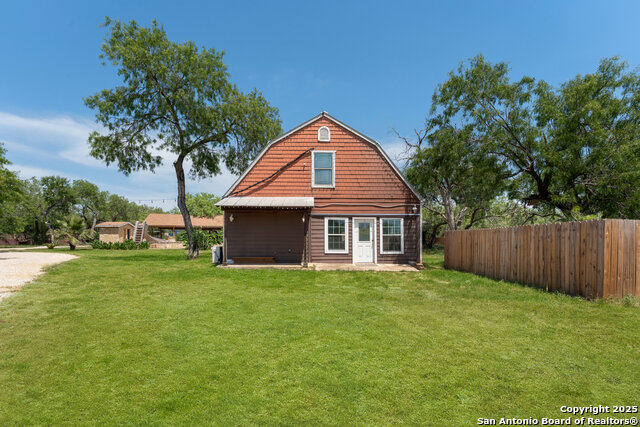 Image 34 of 58 For 8608 Foster Rd S