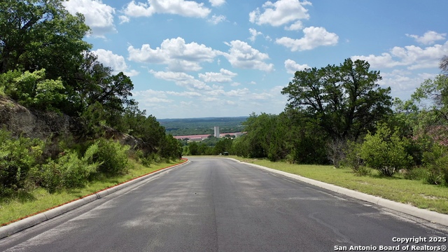 Listing photo id 10 for 25207 Rocky Hill