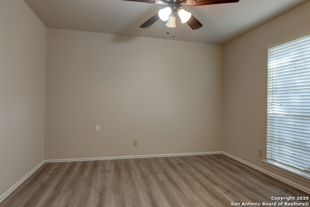 Image 14 of 30 For 1115 Haltown Dr