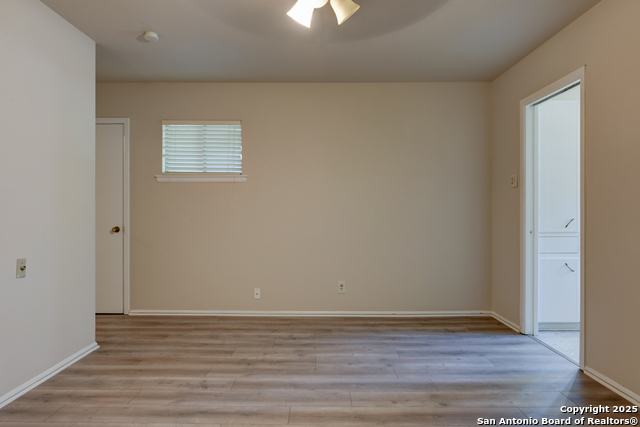 Image 25 of 30 For 1115 Haltown Dr