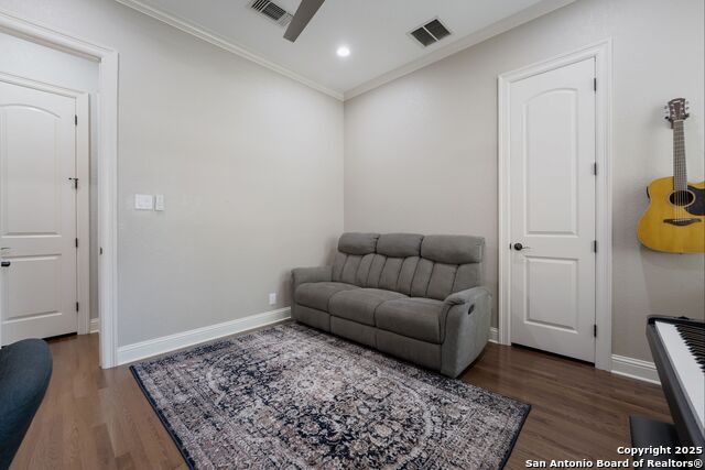 Image 12 of 37 For 314 Regent Cir