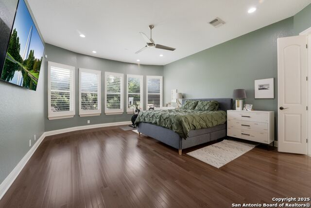 Image 29 of 37 For 314 Regent Cir
