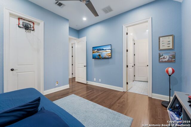 Image 6 of 37 For 314 Regent Cir