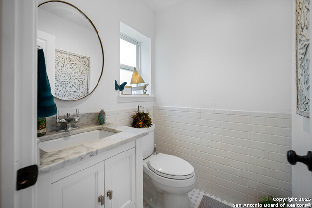 Listing photo id 15 for 24937 County Road 350