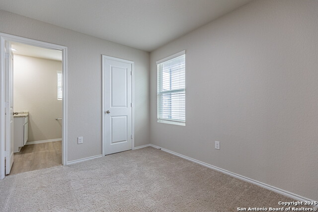 Image 19 of 30 For 7239 Converse Ridge  401
