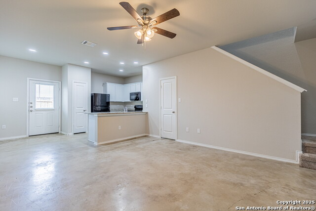 Image 4 of 30 For 7239 Converse Ridge  401