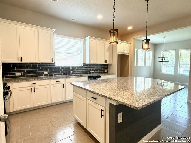 Listing photo id 1 for 2035 Tillman Park