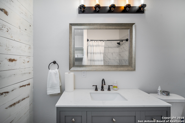 Image 29 of 41 For 128 Blanco