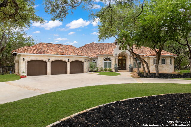 Details for 10211 Oak Forest, New Braunfels, TX 78132