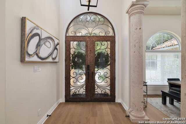 Image 19 of 50 For 10211 Oak Forest