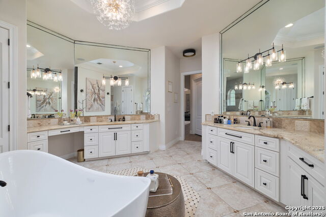 Image 37 of 50 For 10211 Oak Forest