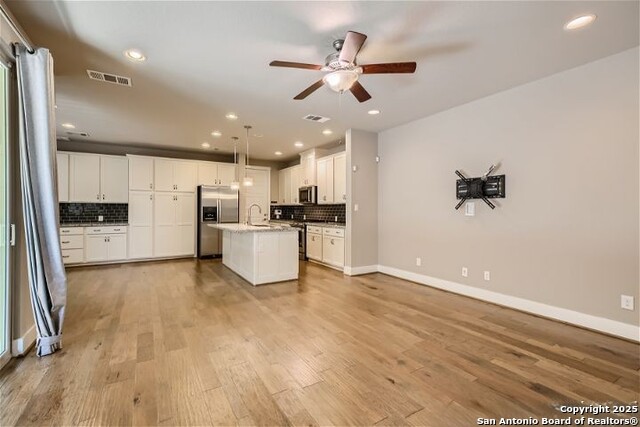 Image 4 of 15 For 206 Ridgecrest  Unit