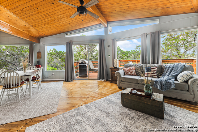 Details for 300 Hill Crest, Lakehills, TX 78063