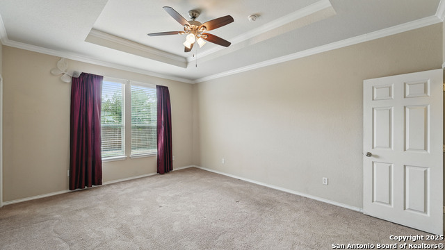 Listing photo id 24 for 860 Highland