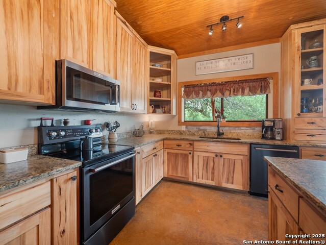 Image 11 of 48 For 486 County Rd 333