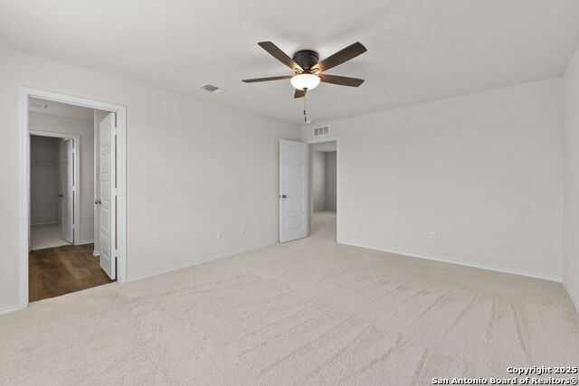 Listing photo id 22 for 162 Hazy Glade