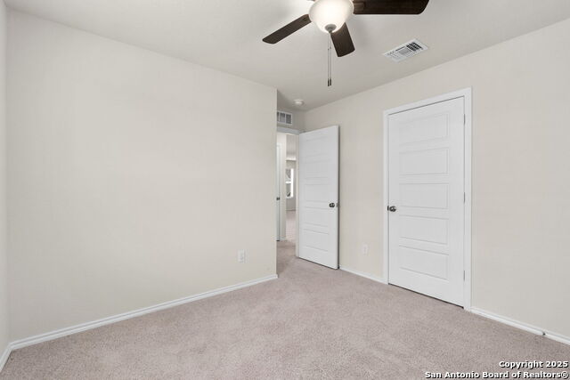 Listing photo id 32 for 162 Hazy Glade