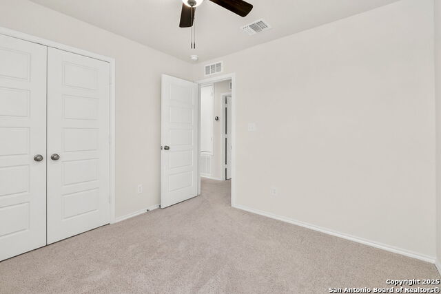 Listing photo id 33 for 162 Hazy Glade