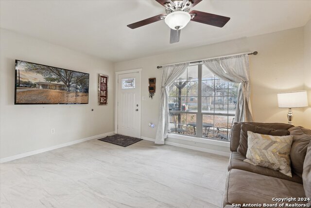Image 7 of 35 For 1315 Houston