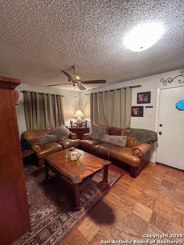 Image 6 of 15 For 214 Oak Hill