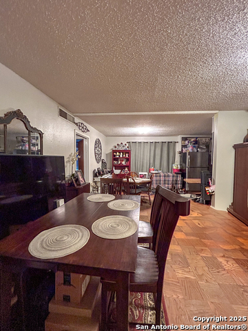 Image 7 of 15 For 214 Oak Hill