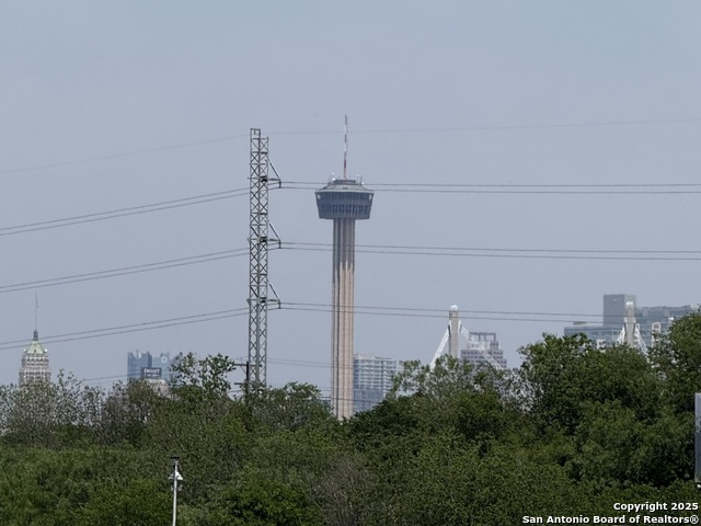 Image 4 of 9 For 603 Drexel Ave E