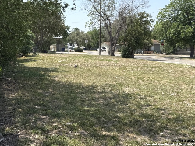 Image 5 of 9 For 603 Drexel Ave E