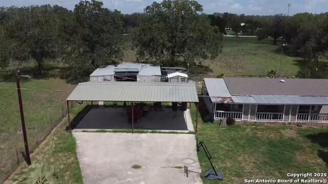 Image 4 of 4 For 118 Flores Oaks