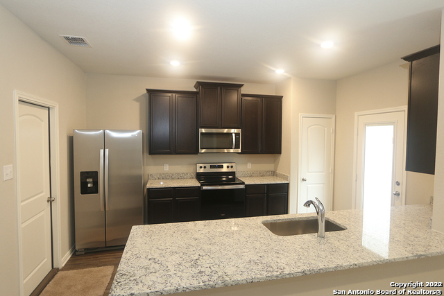 Image 8 of 20 For 12830 Cedarcreek Trl
