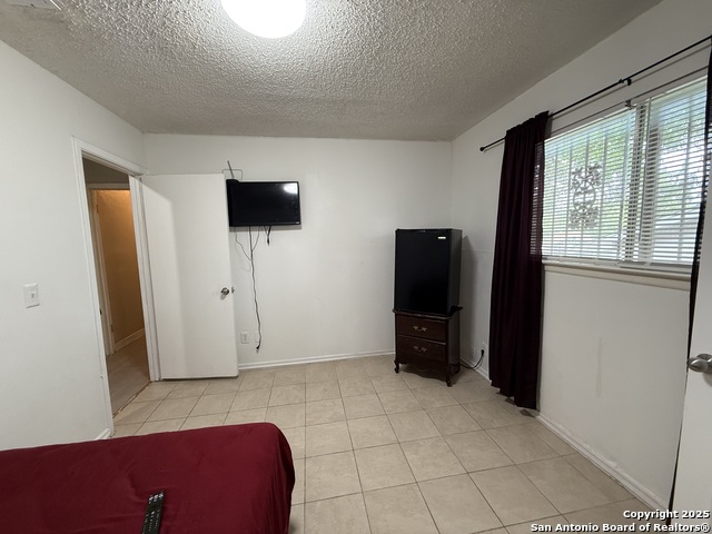 Image 10 of 24 For 9718 Caney Creek