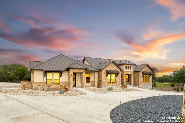 Details for 5716 Dry Comal, New Braunfels, TX 78132